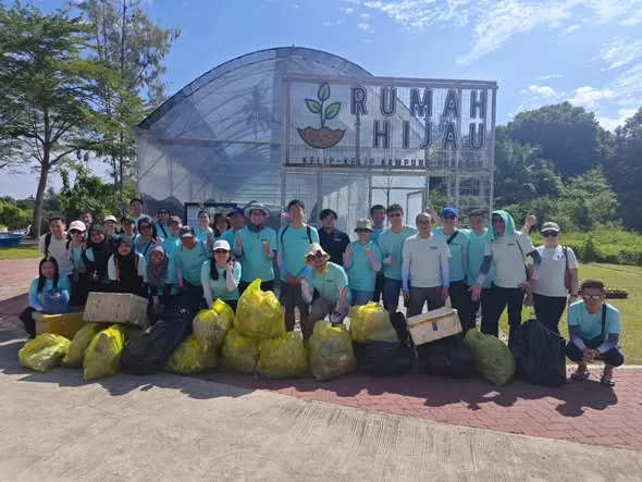 Tree Planting & River Cleaning (1)